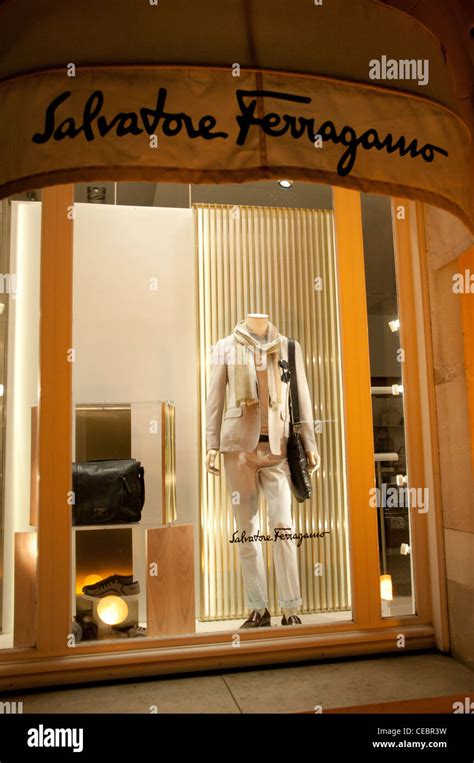 ferragamo paris